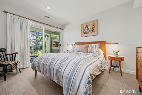 942 South Pine Creek Road Fairfield CT 06824