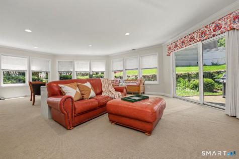 942 South Pine Creek Road Fairfield CT 06824
