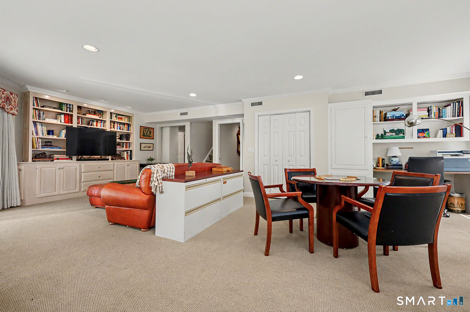 942 South Pine Creek Road Fairfield CT 06824