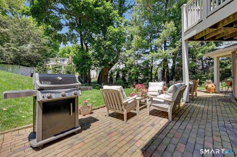 942 South Pine Creek Road Fairfield CT 06824