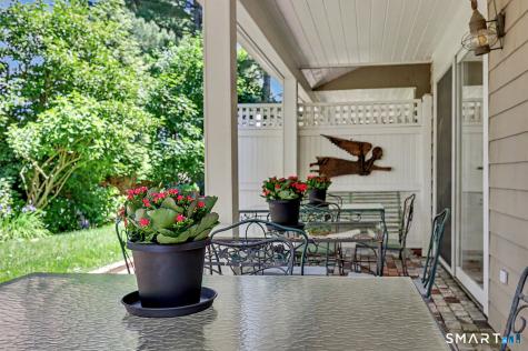 942 South Pine Creek Road Fairfield CT 06824