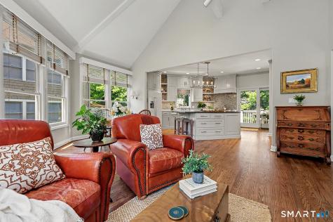 942 South Pine Creek Road Fairfield CT 06824