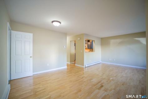 136 Pembroke Road Danbury CT 06811