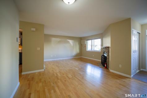 136 Pembroke Road Danbury CT 06811