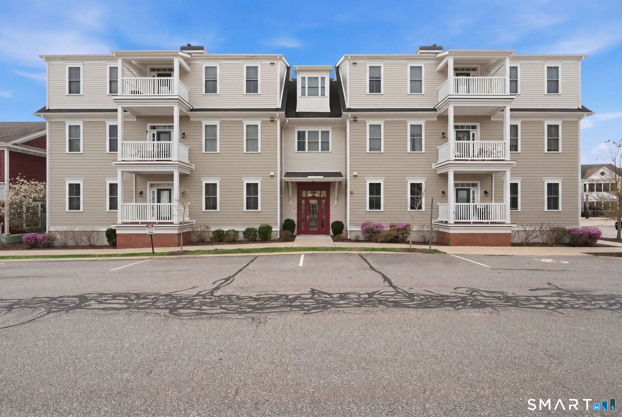 8 Sherwood Street Mansfield CT 06268