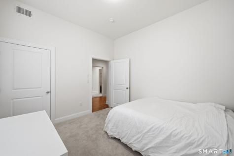 8 Sherwood Street Mansfield CT 06268