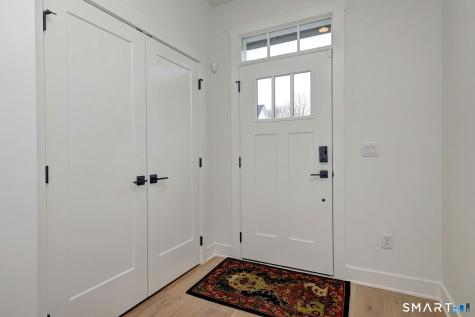 27 Heritage Lane Woodbridge CT 06525