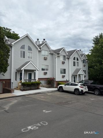 925 Oronoke Road Waterbury CT 06708