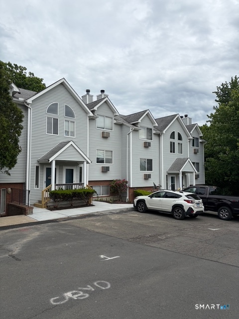 925 Oronoke Road Waterbury CT 06708