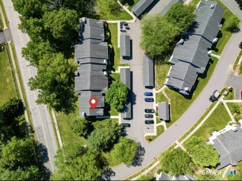 15 Crown Knoll Court Groton CT 06340