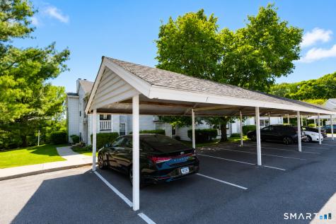 15 Crown Knoll Court Groton CT 06340