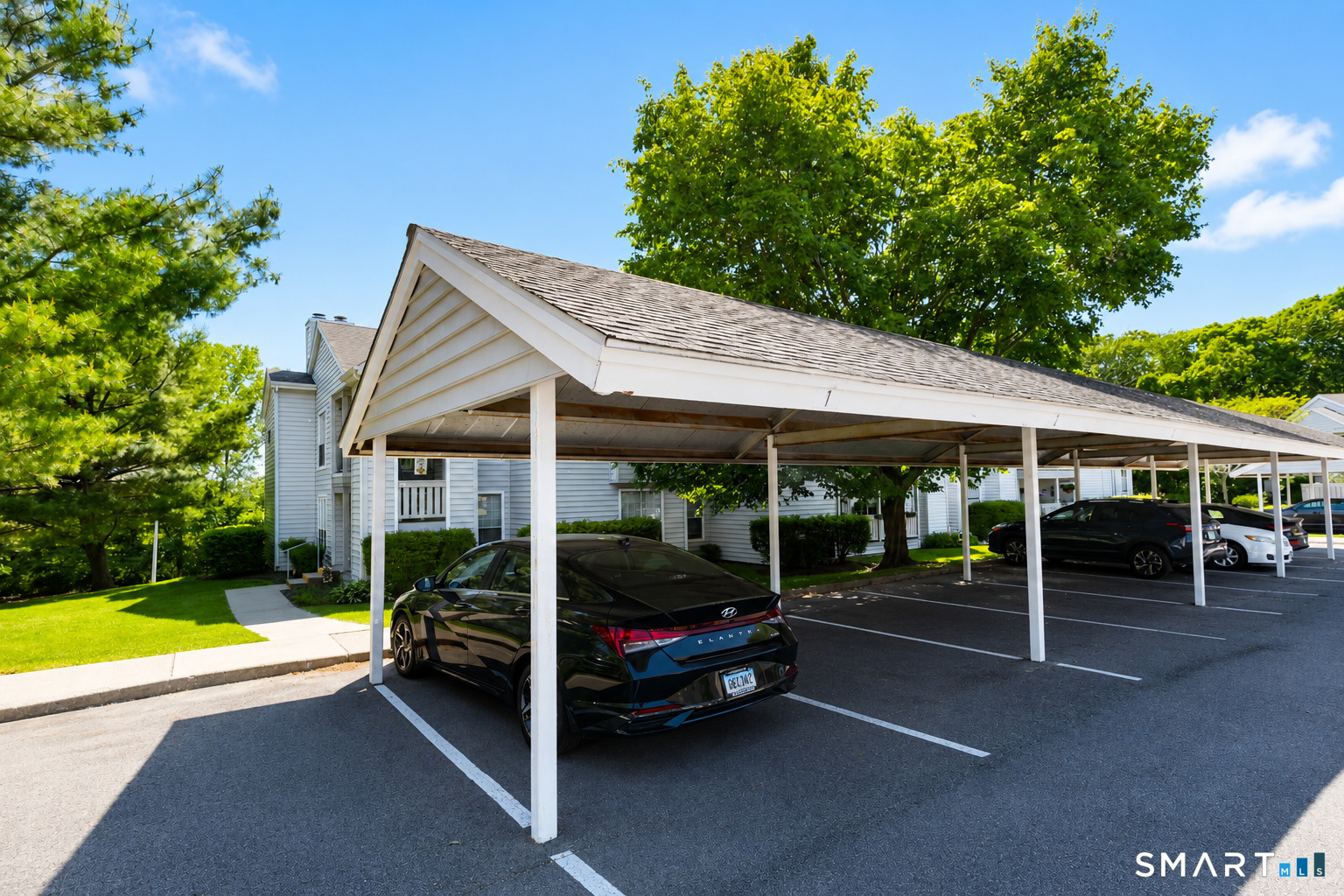 15 Crown Knoll Court Groton CT 06340