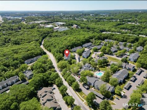15 Crown Knoll Court Groton CT 06340