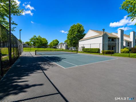 15 Crown Knoll Court Groton CT 06340