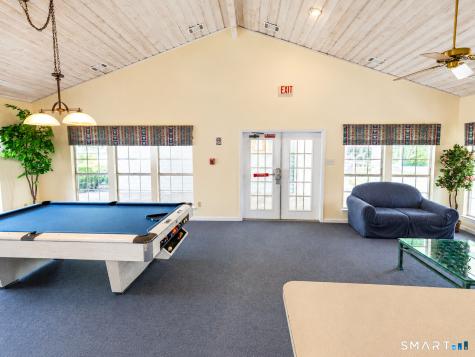 15 Crown Knoll Court Groton CT 06340