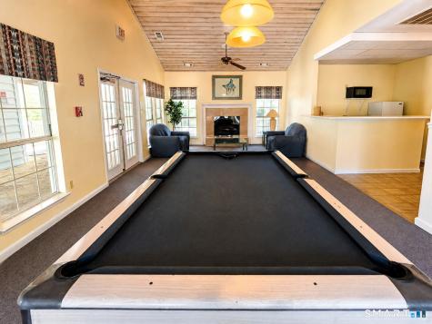 15 Crown Knoll Court Groton CT 06340