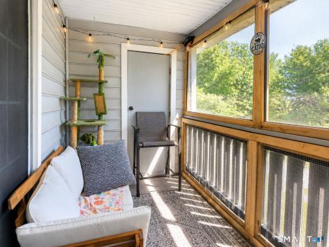15 Crown Knoll Court Groton CT 06340