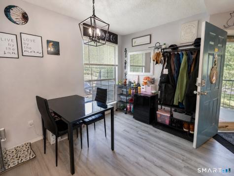 15 Crown Knoll Court Groton CT 06340