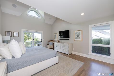 15 Linden Shores Branford CT 06405