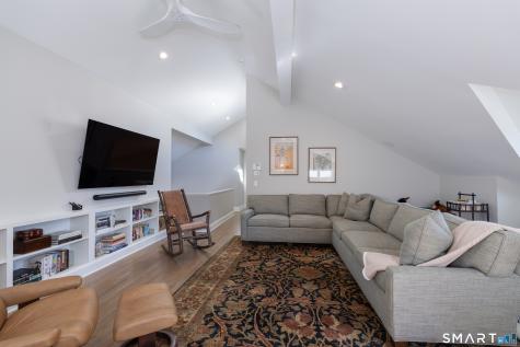 15 Linden Shores Branford CT 06405