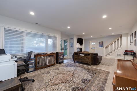 15 Linden Shores Branford CT 06405