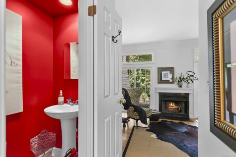80 Bywater Lane Bridgeport CT 06605