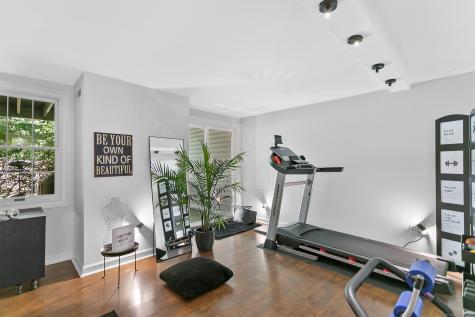 80 Bywater Lane Bridgeport CT 06605