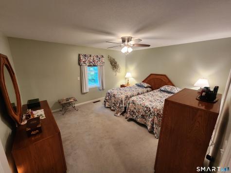 1943 Logans Way Windsor CT 06095