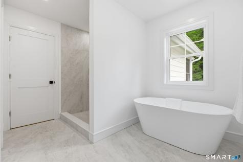 29 Suzanne Circle Fairfield CT 06825