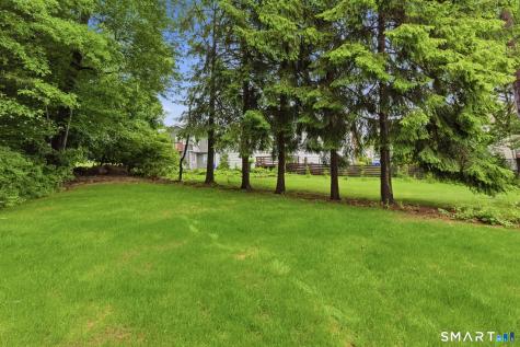 29 Suzanne Circle Fairfield CT 06825