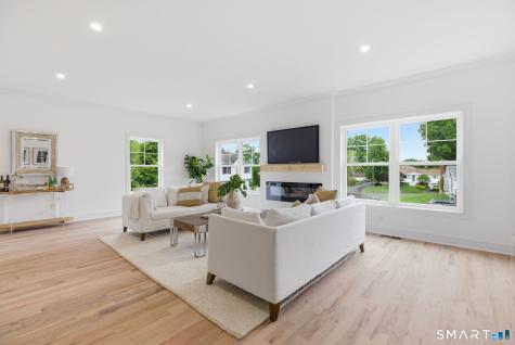 29 Suzanne Circle Fairfield CT 06825