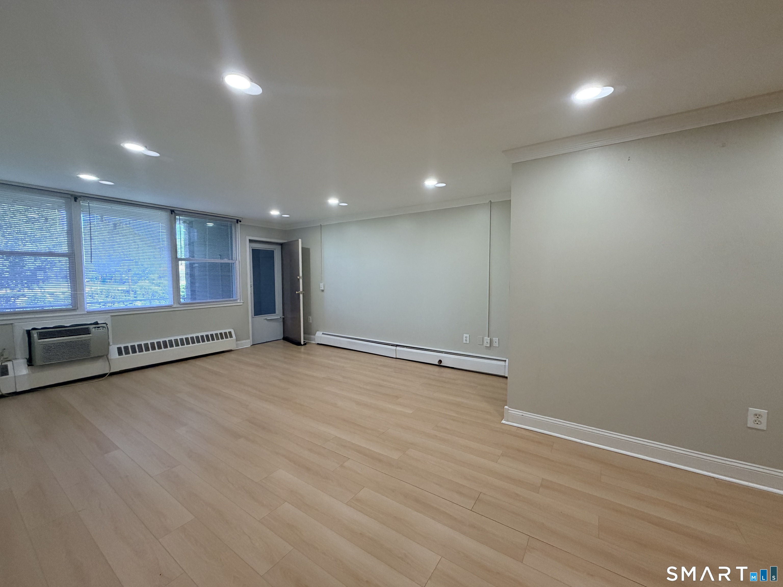 15 Ellsworth Street Bridgeport CT 06605