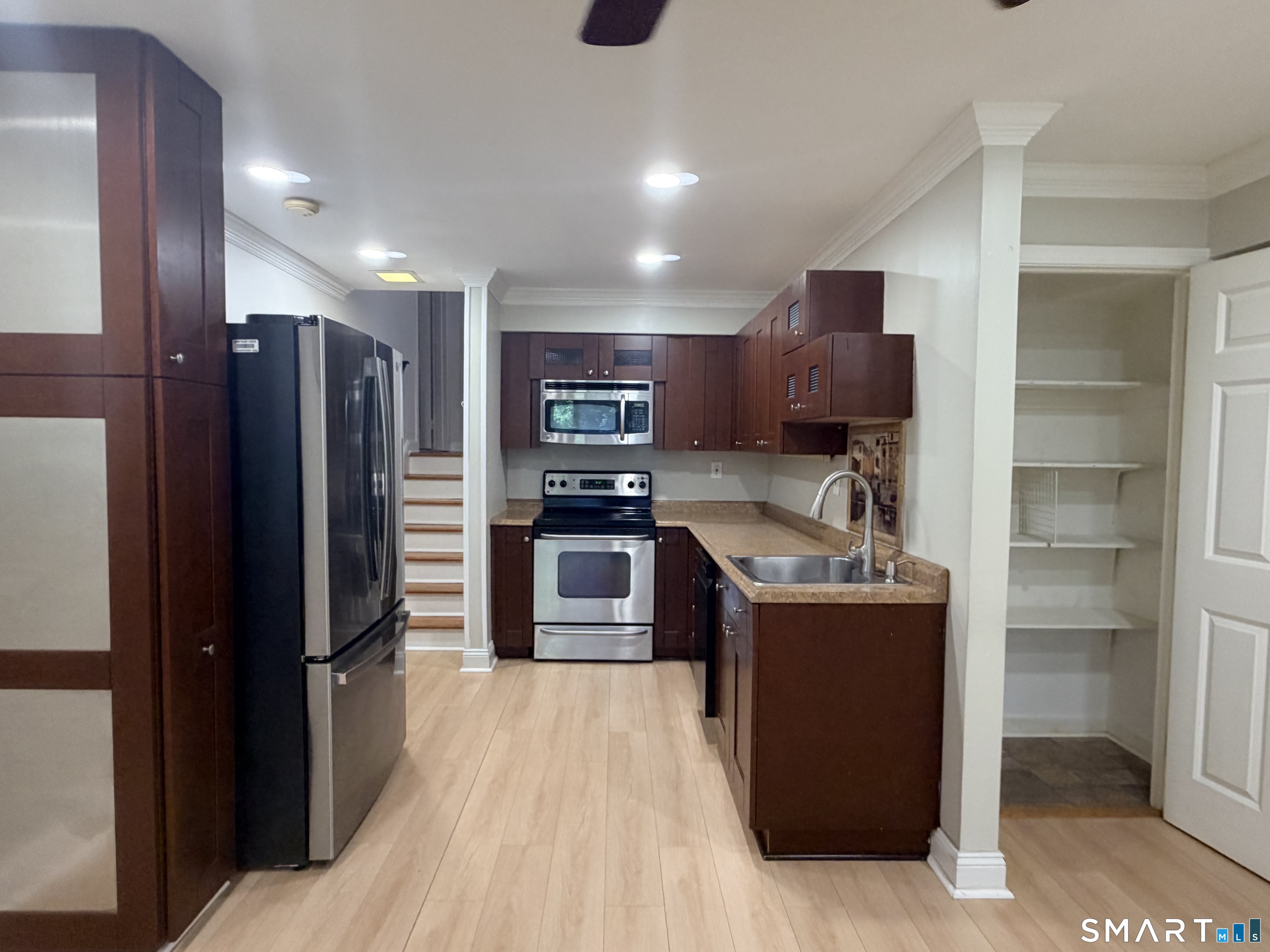 15 Ellsworth Street Bridgeport CT 06605