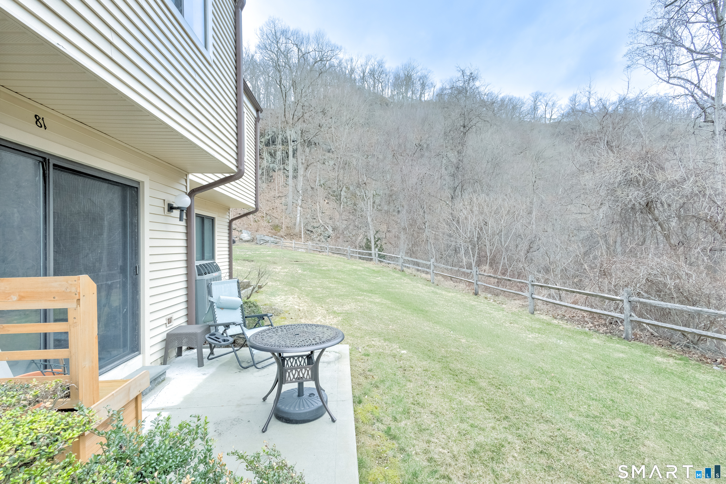 81 Deer Run Bethel CT 06801
