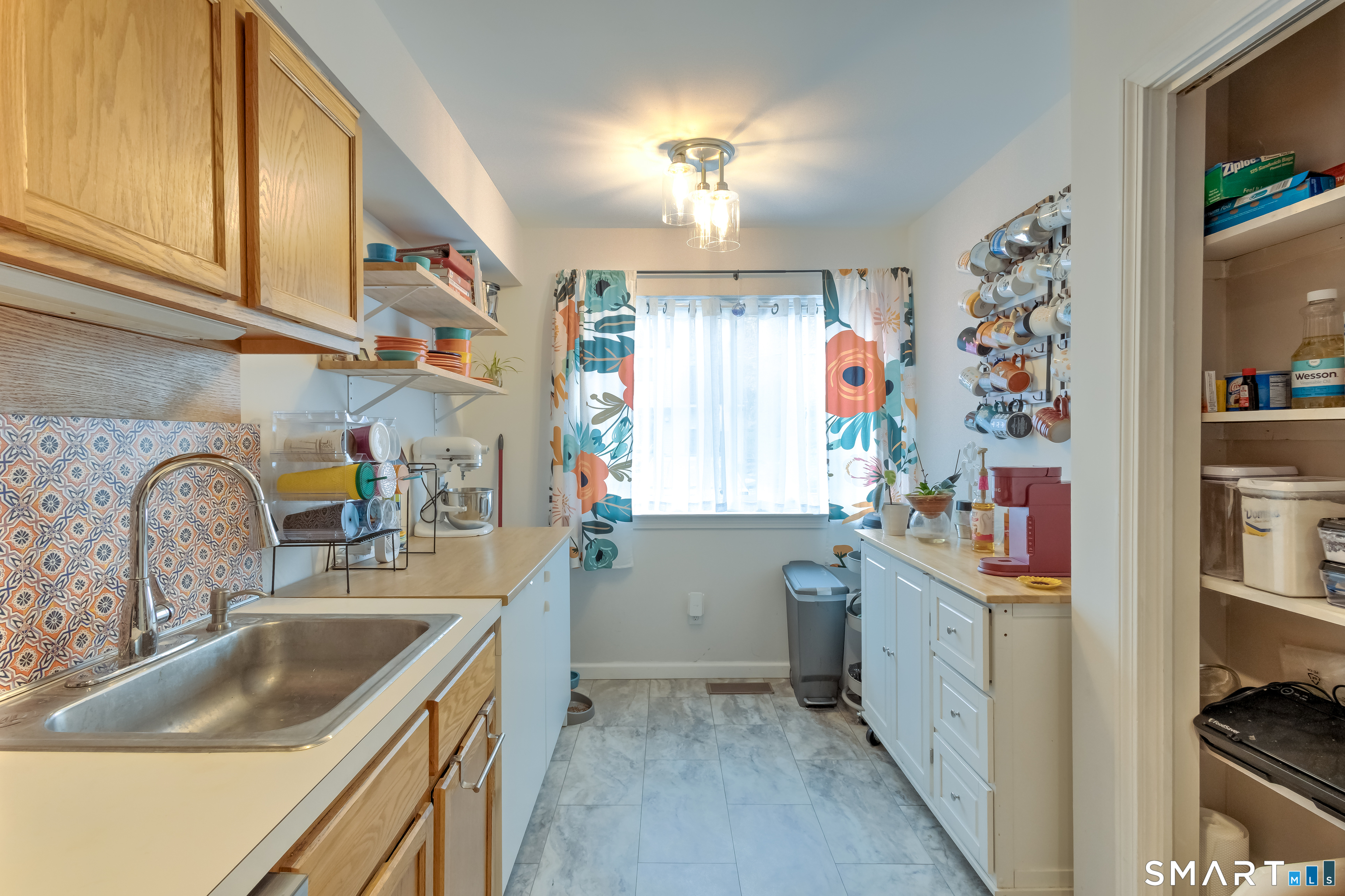 81 Deer Run Bethel CT 06801