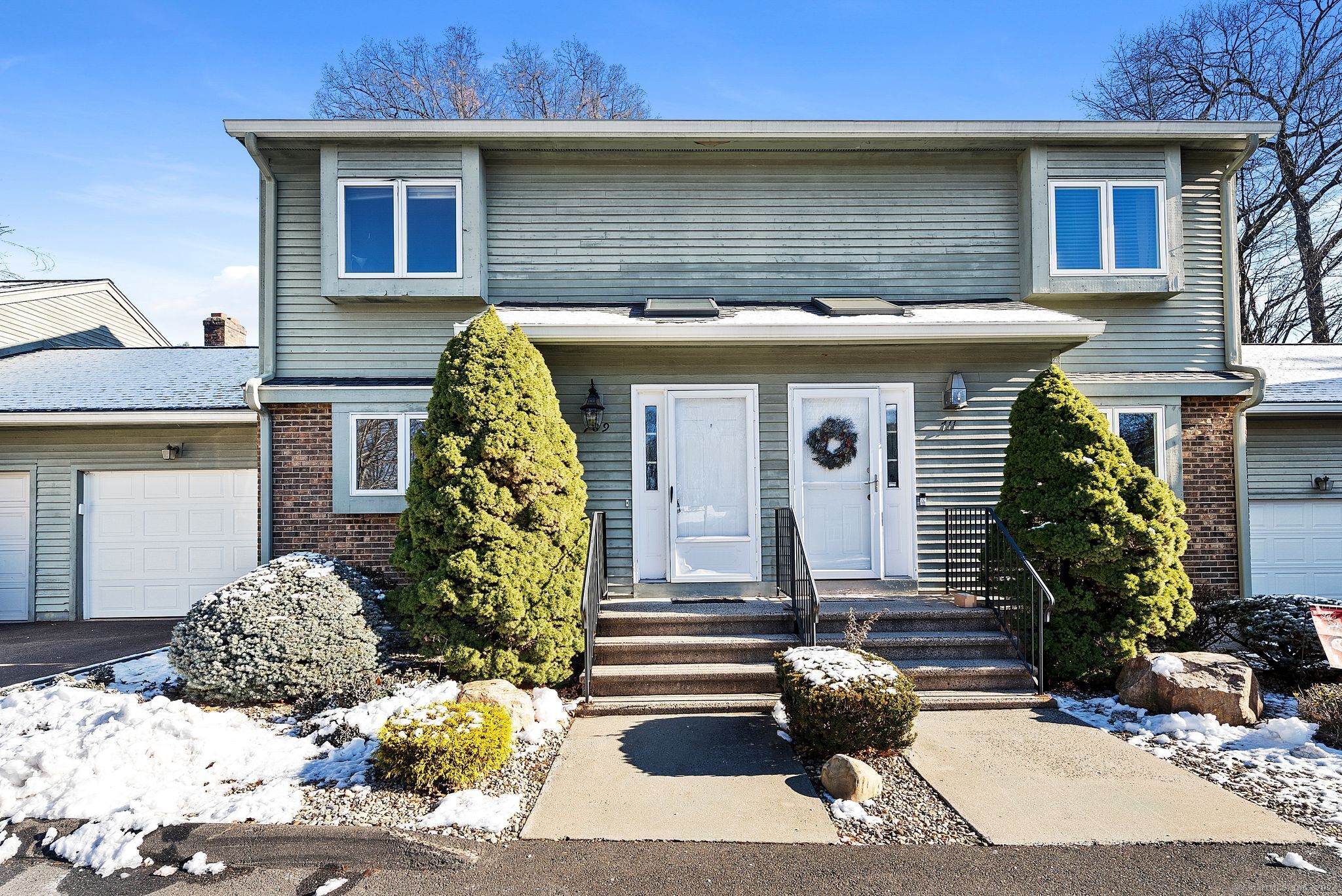 709 Sand Stone Drive South Windsor CT 06074