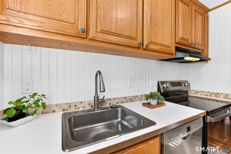 810 Timber Lane Canton CT 06019