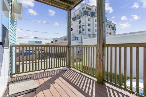 2 Coit Street New London CT 06320