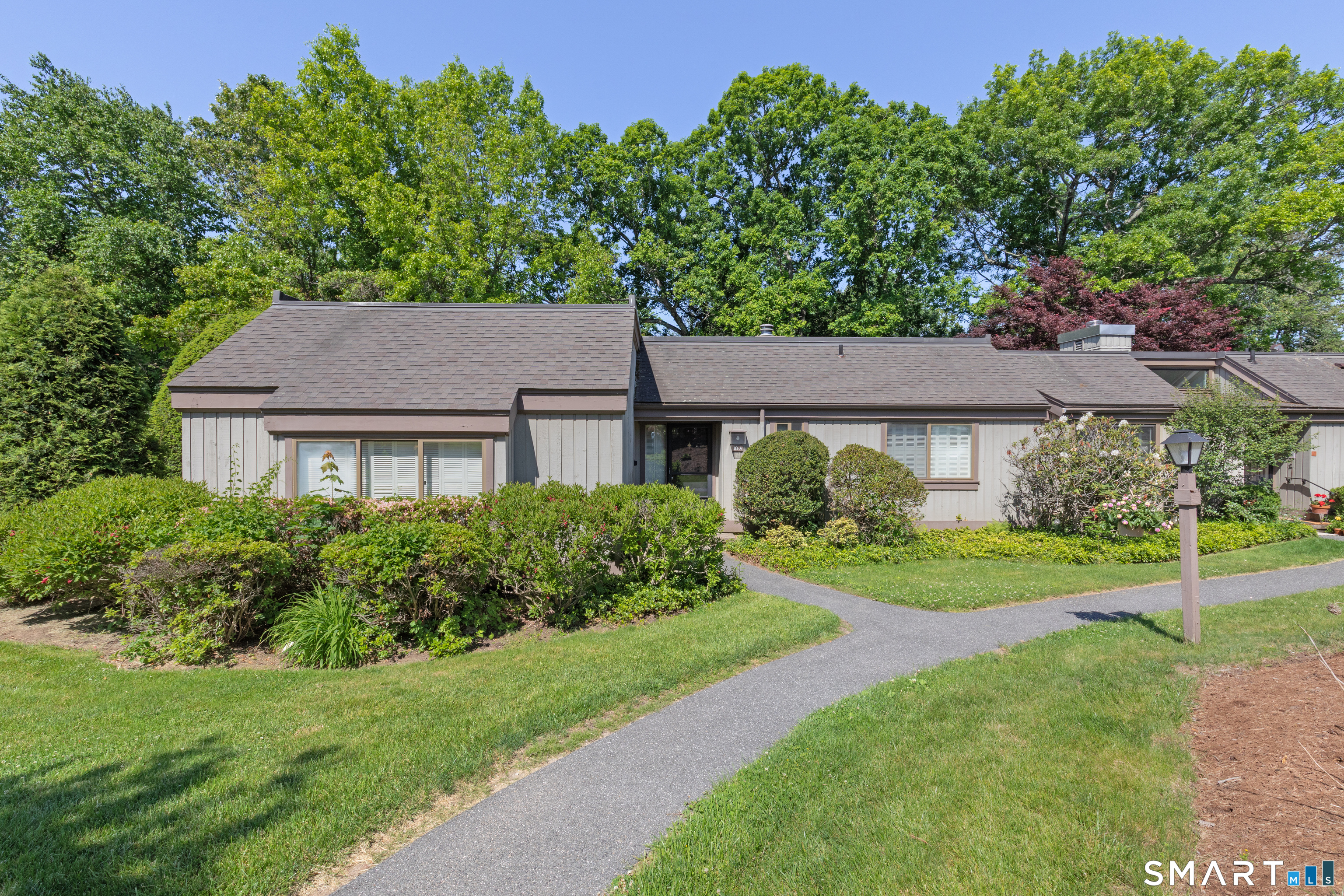 10 Heritage Circle Southbury CT 06488