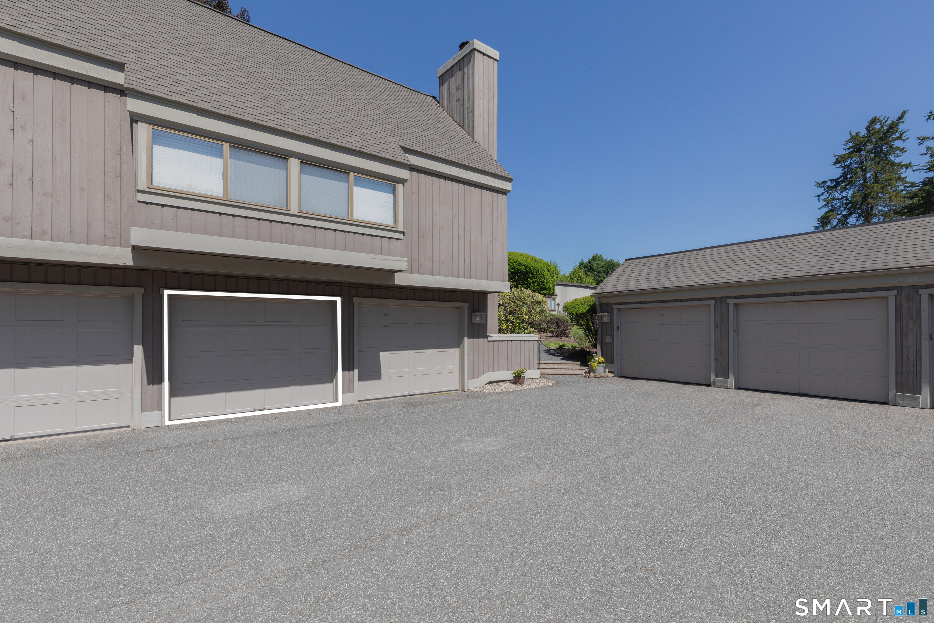 10 Heritage Circle Southbury CT 06488