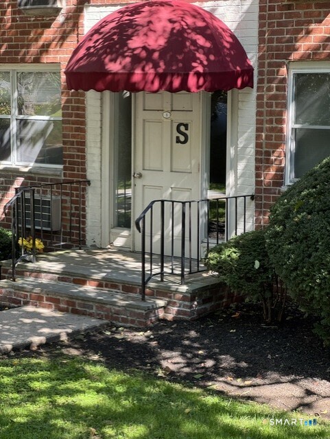 11 Bedford Avenue Norwalk CT 06850