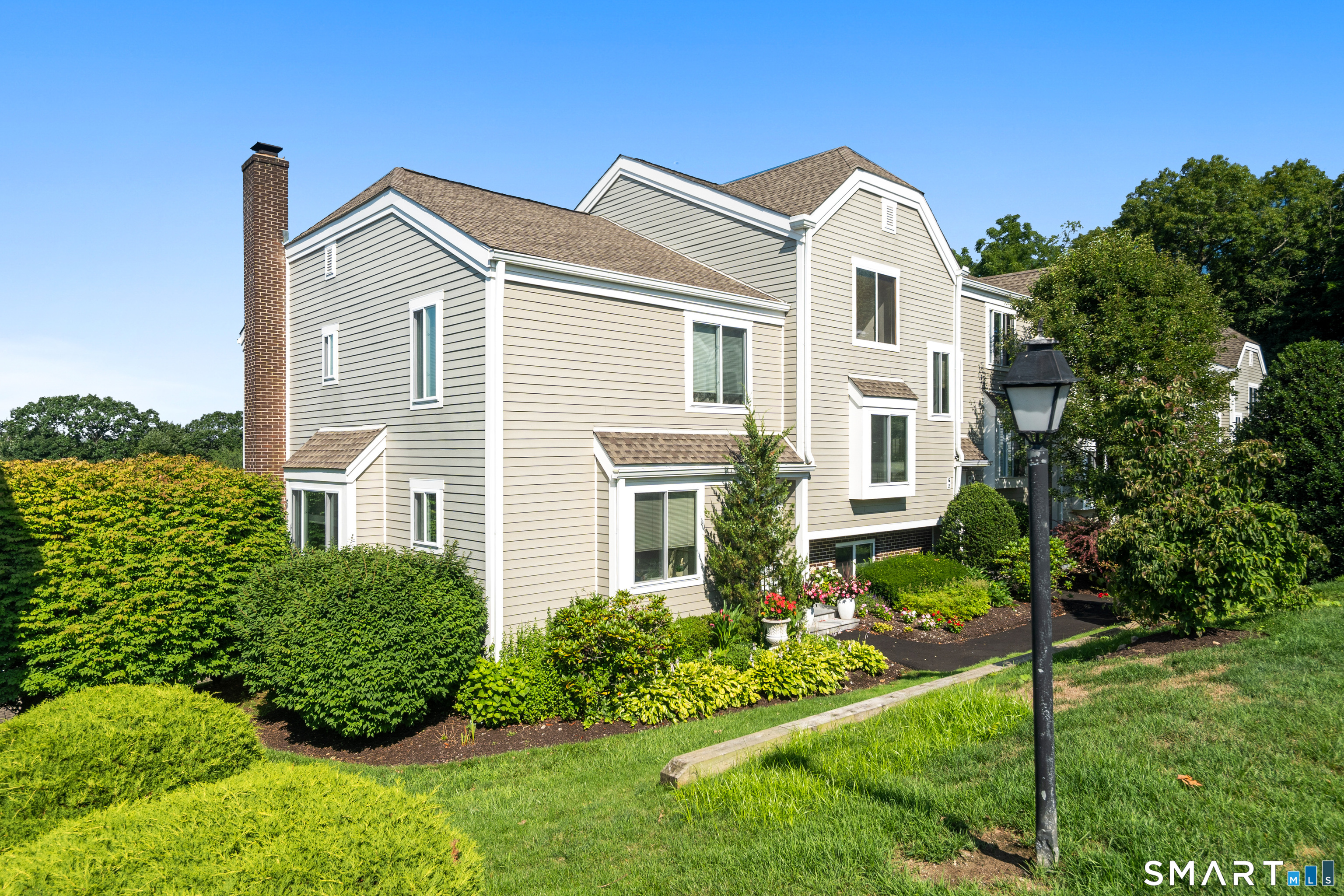 71 Aiken Street Norwalk CT 06851