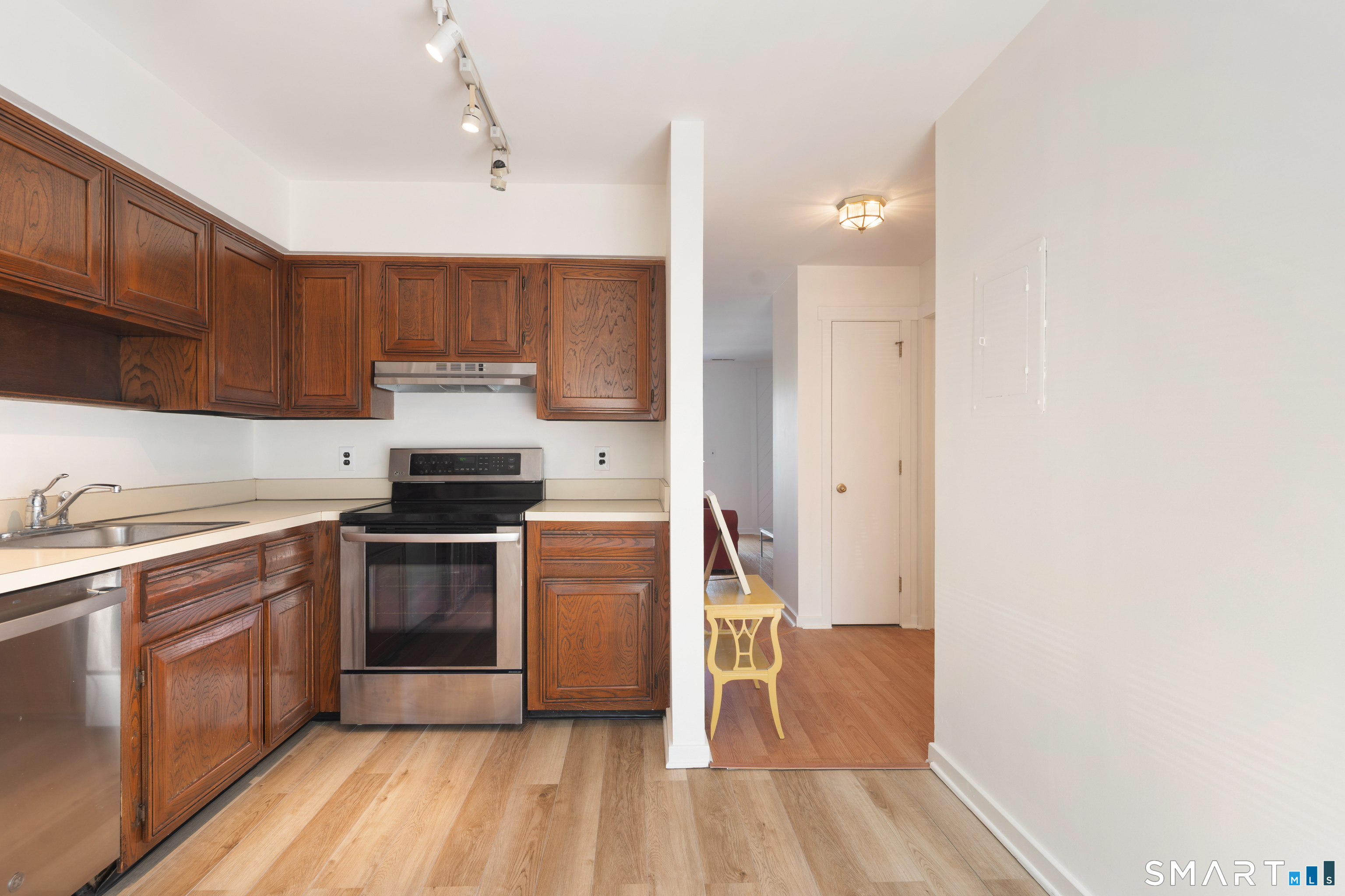 71 Aiken Street Norwalk CT 06851