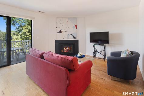 71 Aiken Street Norwalk CT 06851