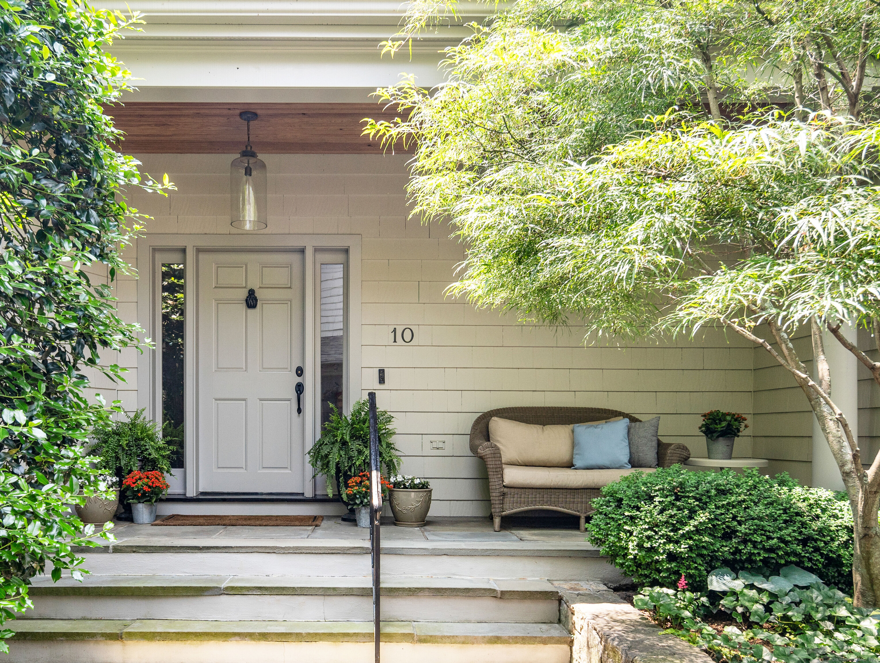 10 Thomas Place Norwalk CT 06853