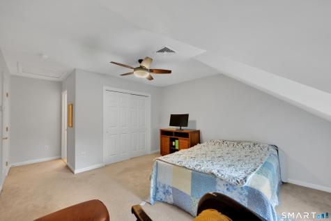 9 Henley Way West Hartford CT 06117
