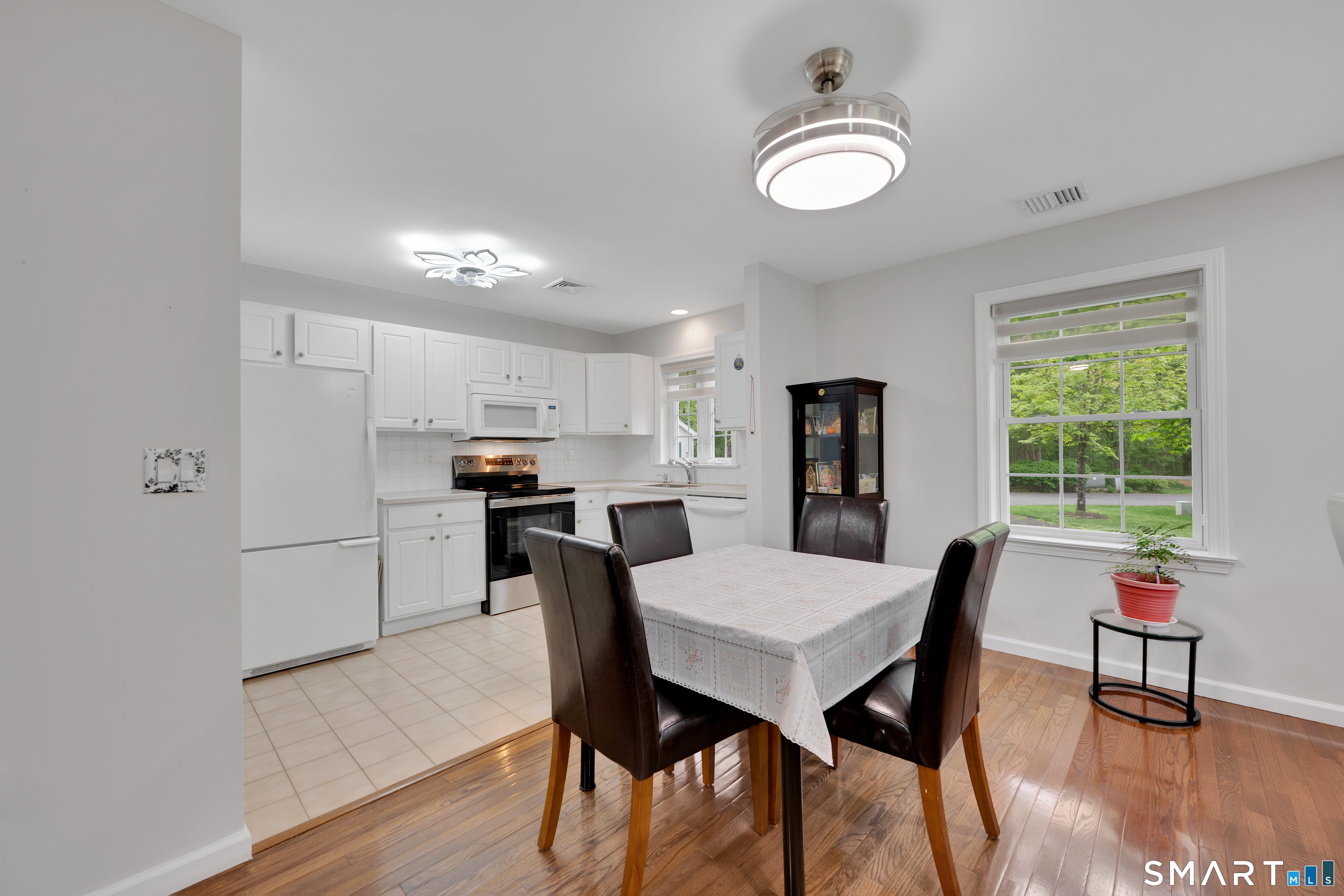 9 Henley Way West Hartford CT 06117
