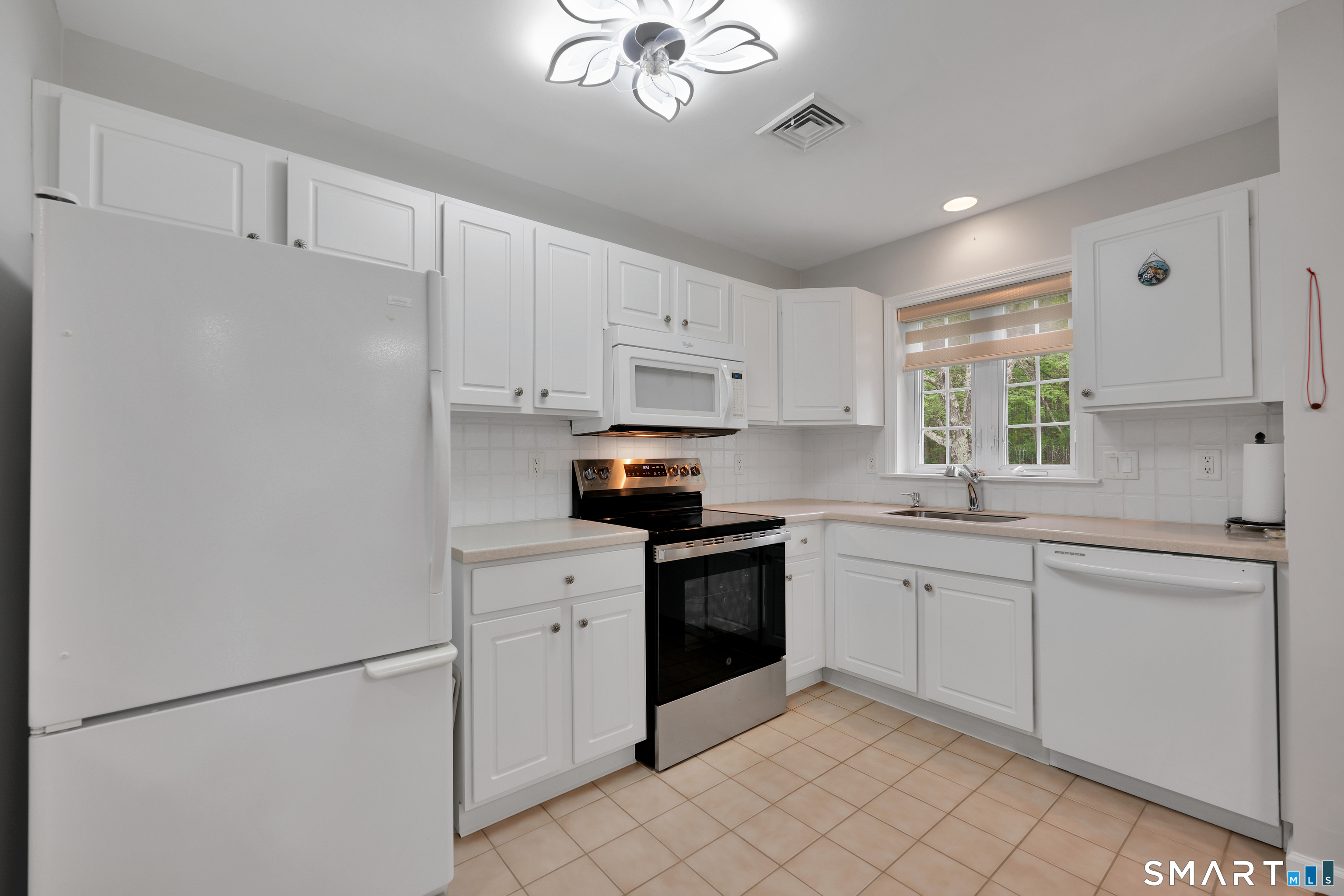 9 Henley Way West Hartford CT 06117