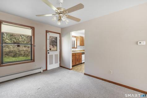 95 Country Hill Road Naugatuck CT 06770