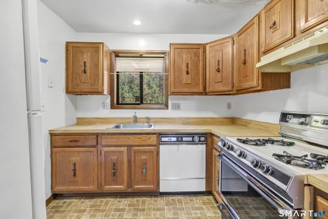 95 Country Hill Road Naugatuck CT 06770